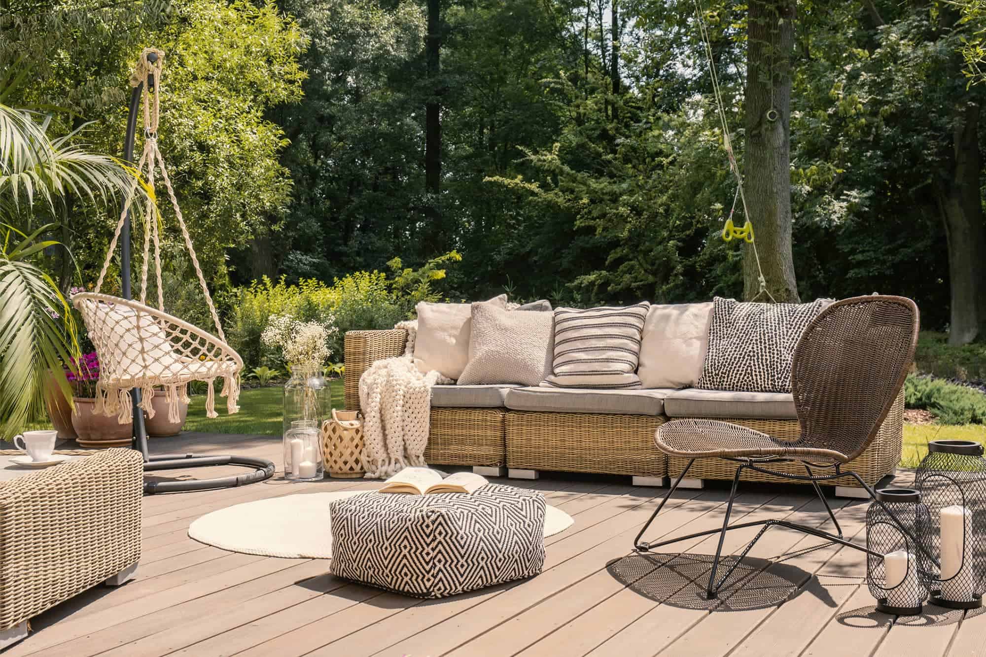 Staging an Outdoor Entertainment Area